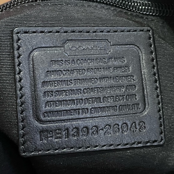 Coach Large tote bag. - Picture 8 of 12